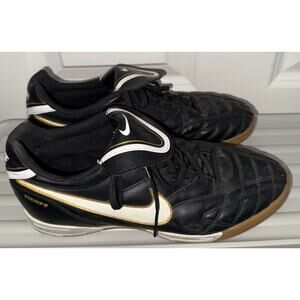 Nike Tiempo Mystic III IC Indoor Soccer Shoes Leather Black Gum Women’s 8